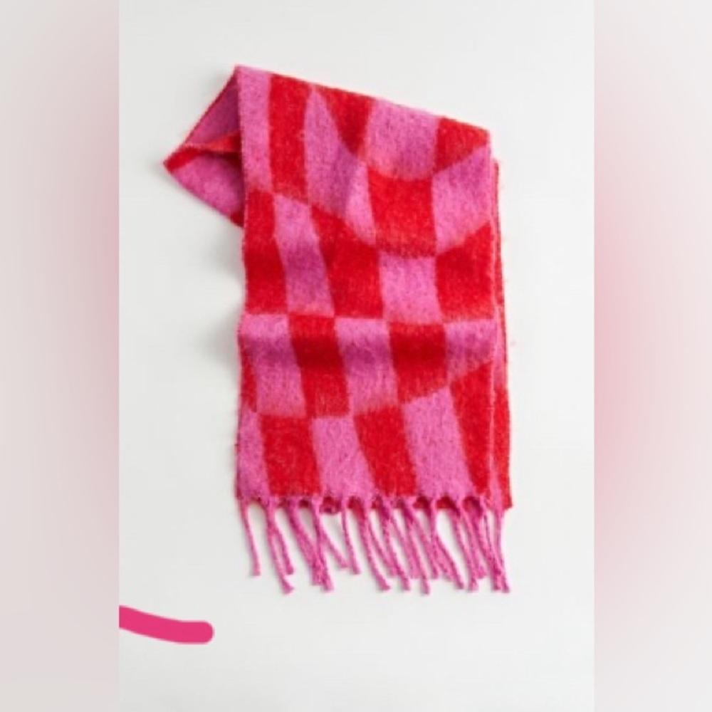 UO Scarf